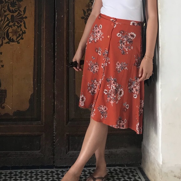 Orange floral button down knee length skirt - Picture 4 of 4